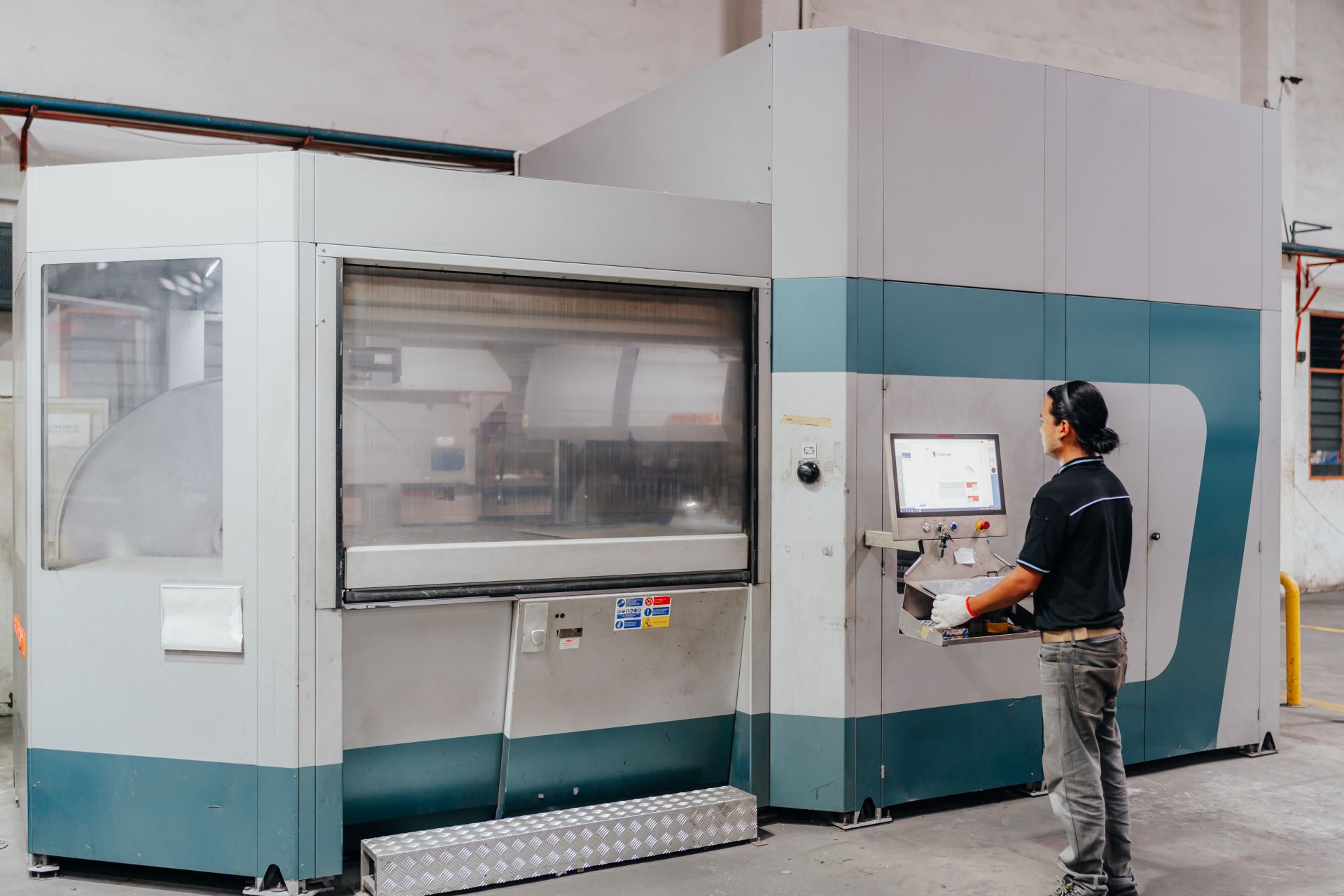 Bending Machine